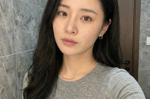 网红董赤赤发声患有严重抑郁